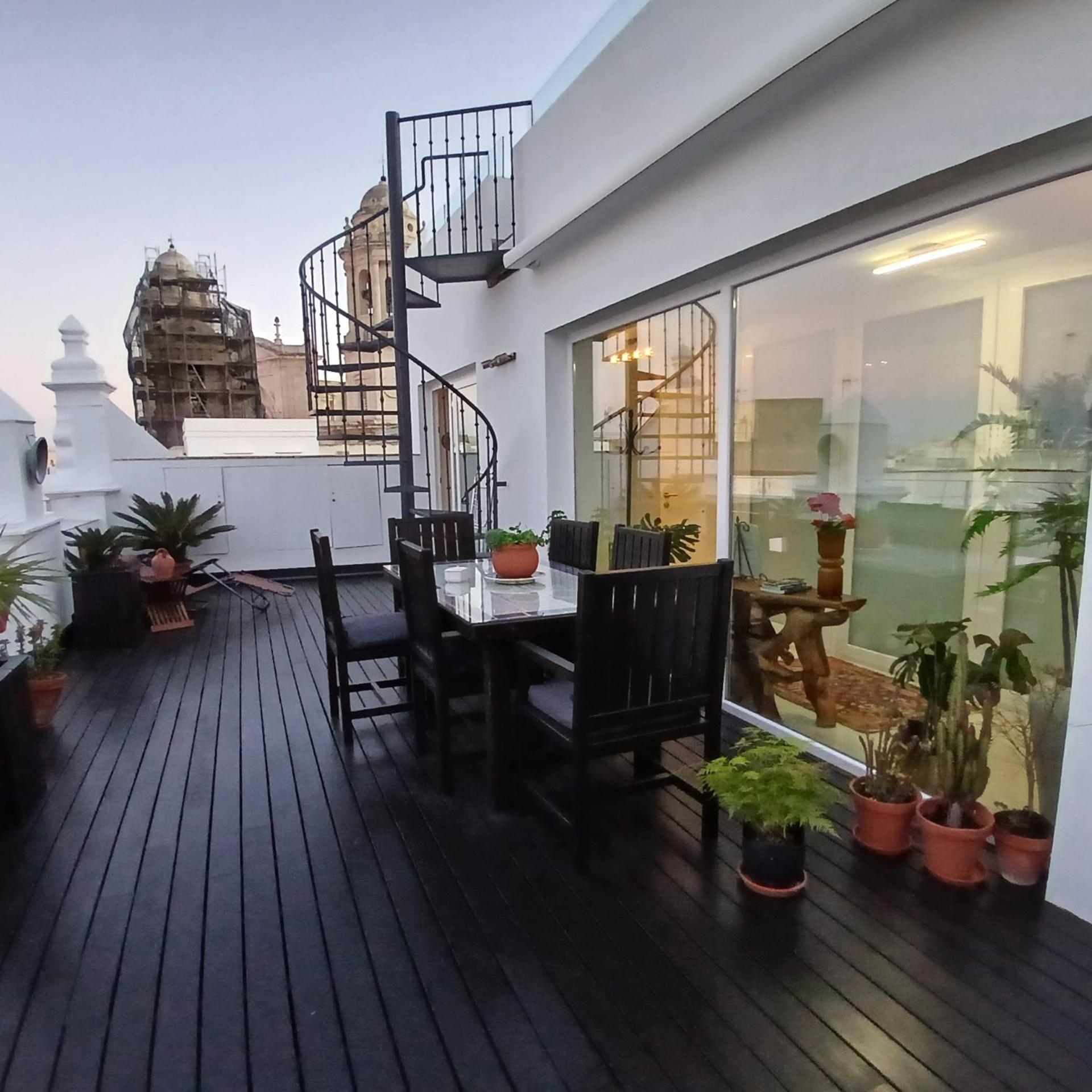 ***** Attic With Impressive Views And Jacuzzi Apartamento Cádis Exterior foto