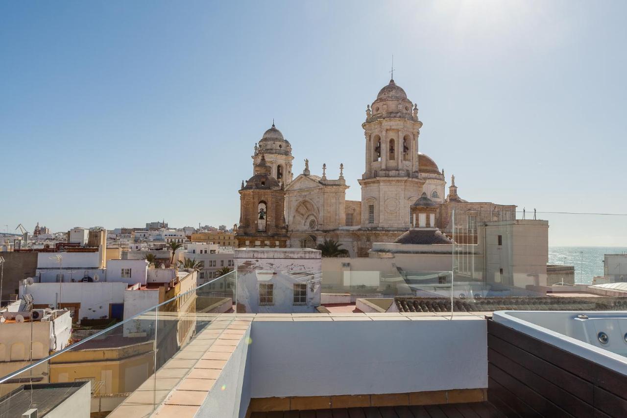 ***** Attic With Impressive Views And Jacuzzi Apartamento Cádis Exterior foto